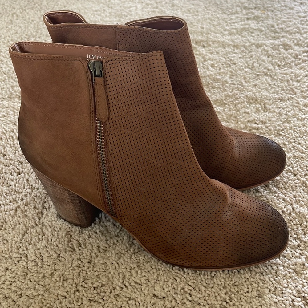 Tan Distressed BP Trolley Boots